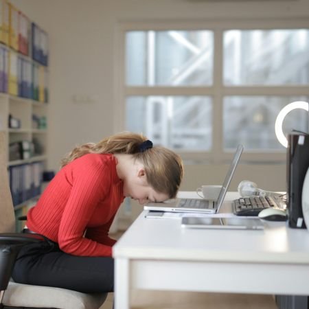 diritto alla disconnessione per evitare il burnout digitale