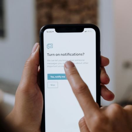 strumenti che aiutano le mamme a proteggere il diritto alla disconnessione